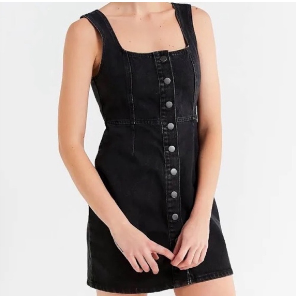Urban outfitters denim button up dress square neck size 6